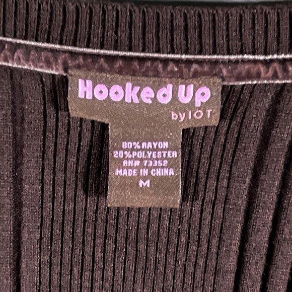 Hooked Up by IOT Brown Stretch Top Long Sleeves Size M‎ - Picture 3 of 11